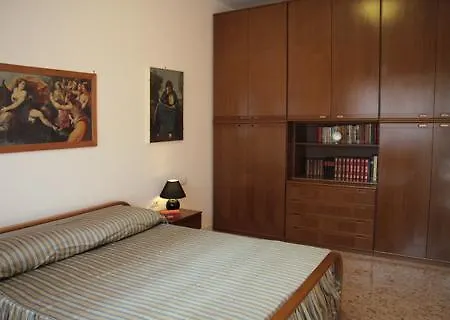 Aurelio Halldis 아파트 *